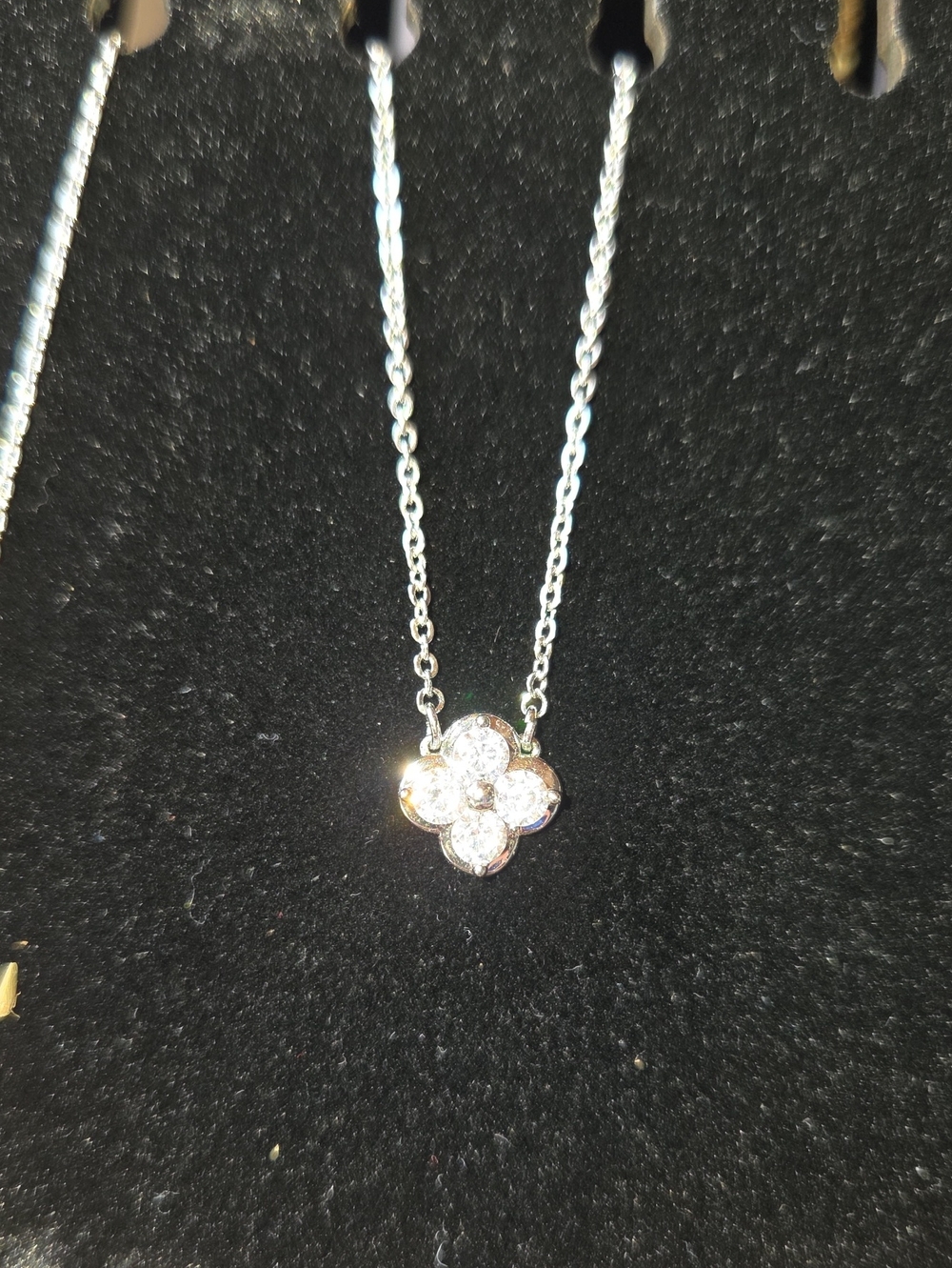 Park Lane Monroe Silver Floral CZ Pendant Necklace- Vaulted Item